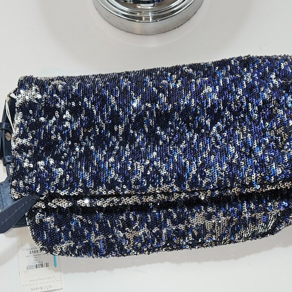 UGG Versatile Sequin Clutch - Picture 8 of 9